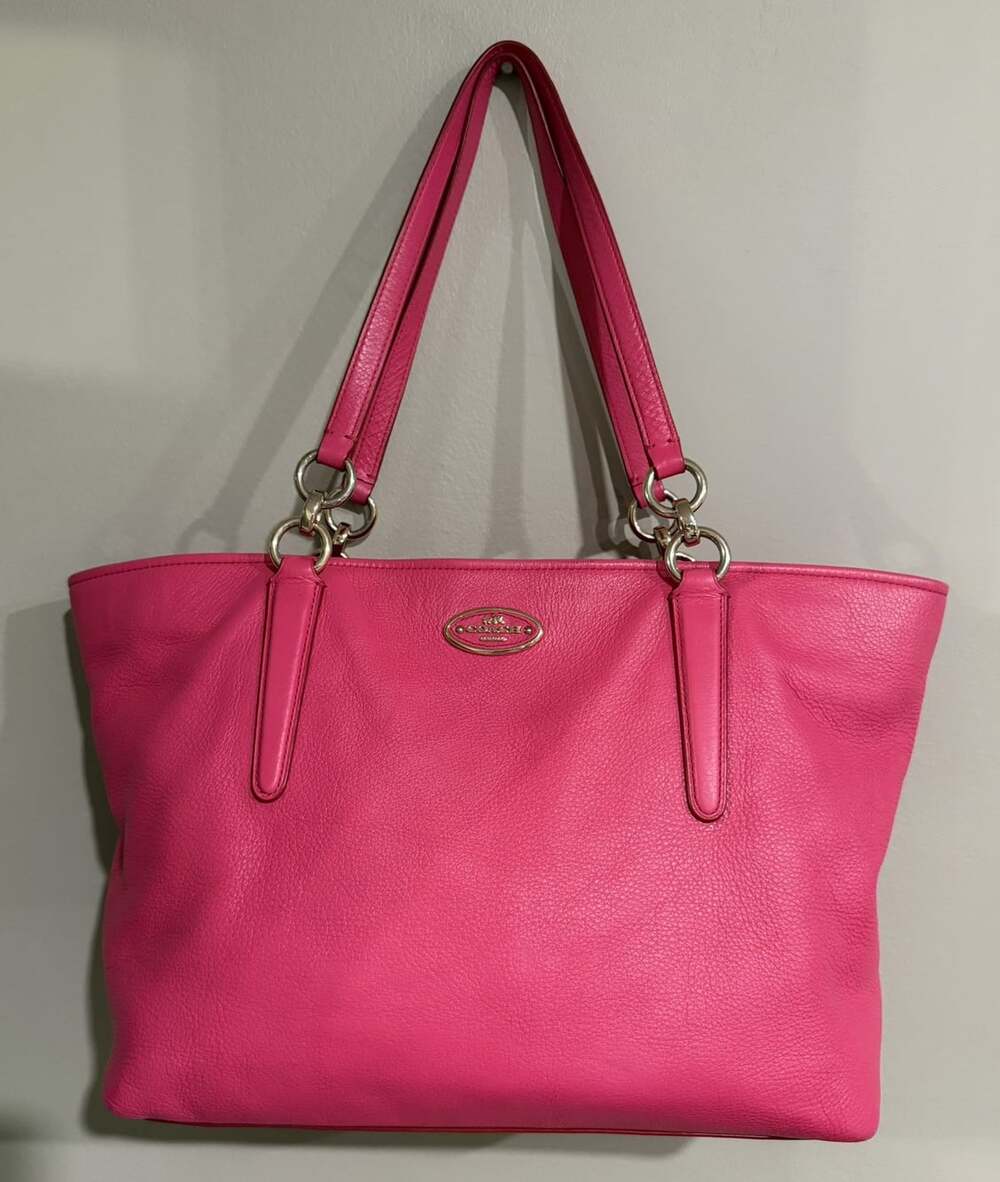 Coach Ellis Tote 33961 Pink Ruby Pebbled Leather Gold Hardware Shoulder Bag